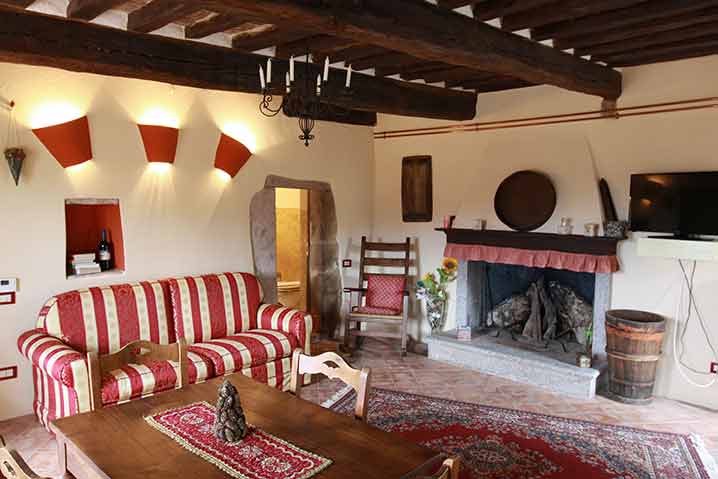 borgo-di-sempronio-casa-del-sarto-soggiorno